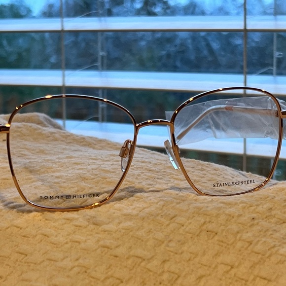 Tommy Hilfiger Gold Metal Square Eyeglasses - Picture 3 of 6